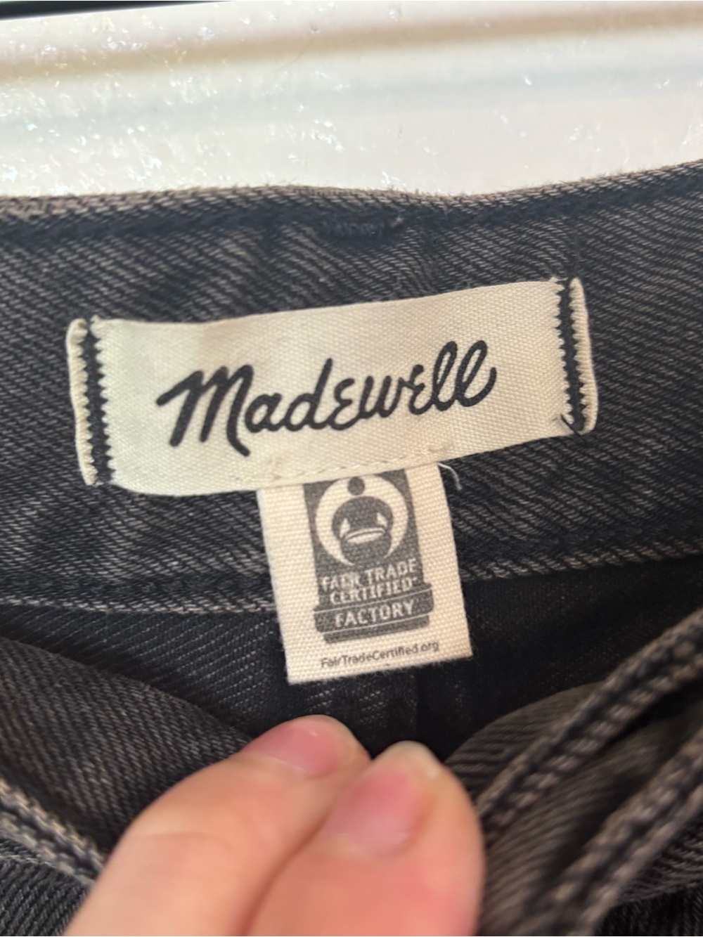 Madewell Washed Charcoal Barrel Jeans - Picture 5 of 7